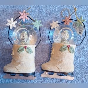 Lot of 2 Westland Giftware Plum Pudding Ice-skate Snowman Snow globe Christmas